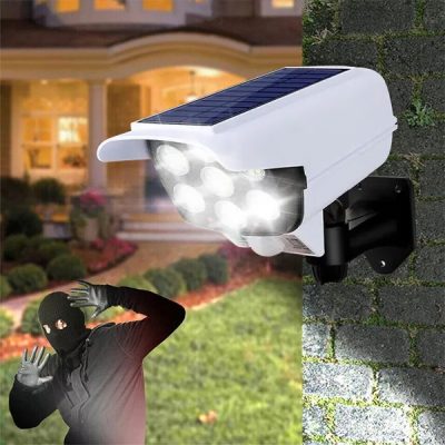 Solarna svetilka s senzorjem gibanja | LUMACAM